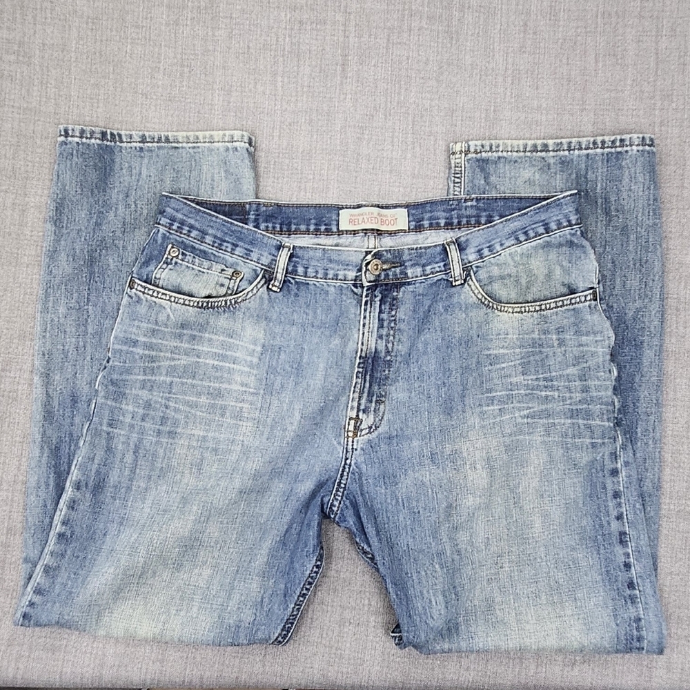 Wrangler Relaxed Bootcut 100% Cotton Denim Jeans. 36×30 - Picture 4 of 7